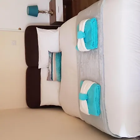 Comfortable In Leeds Near Royal Armouries Museum